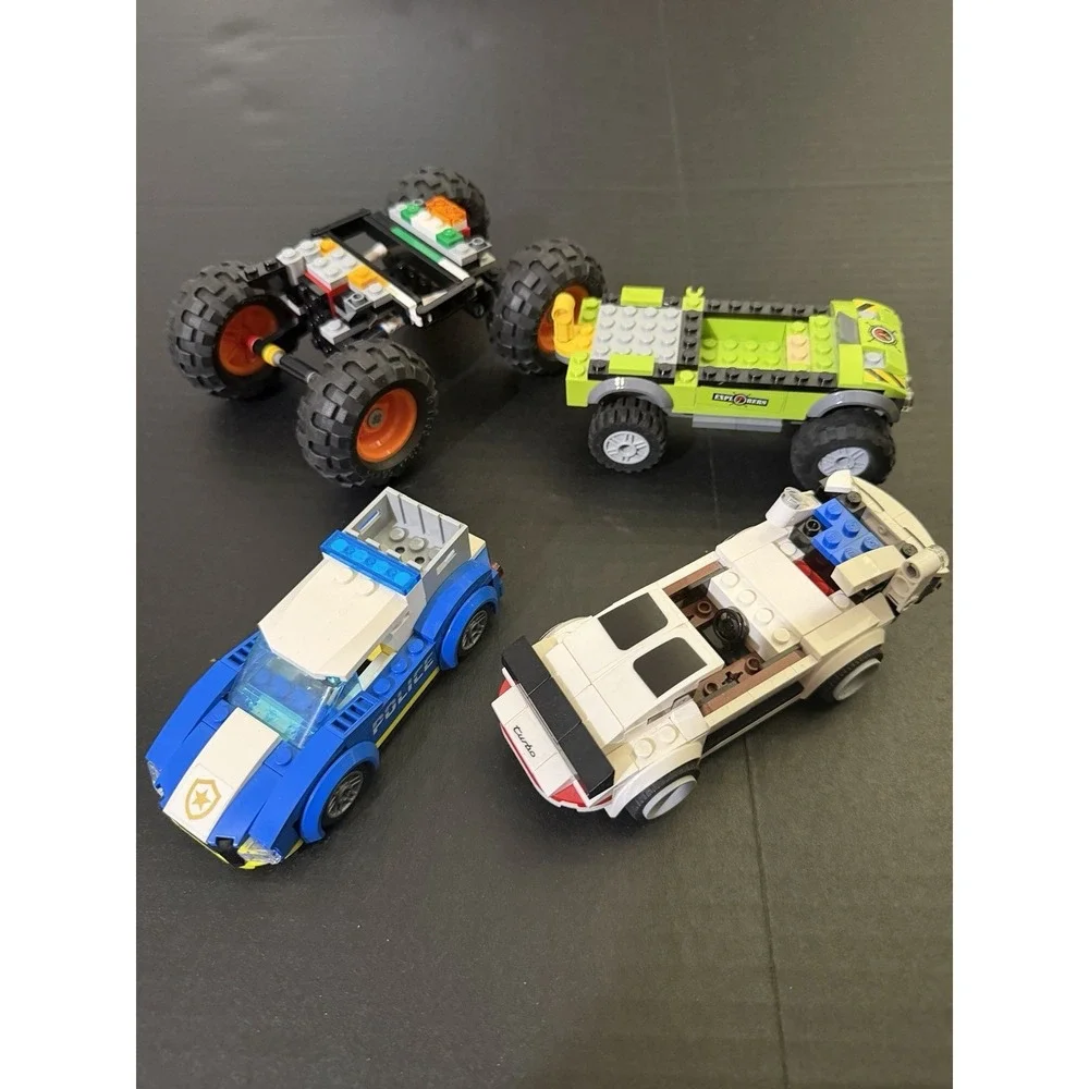 Lot‎ 4 LEGO Cars Police And More Incomplete